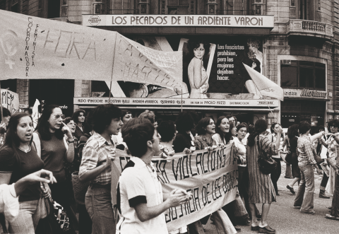 Manifestación de protesta contra la violación y muerte de Antonia España. Pilar Aymerich