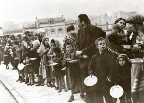 Fotograma de 'Canciones para después de una guerra'